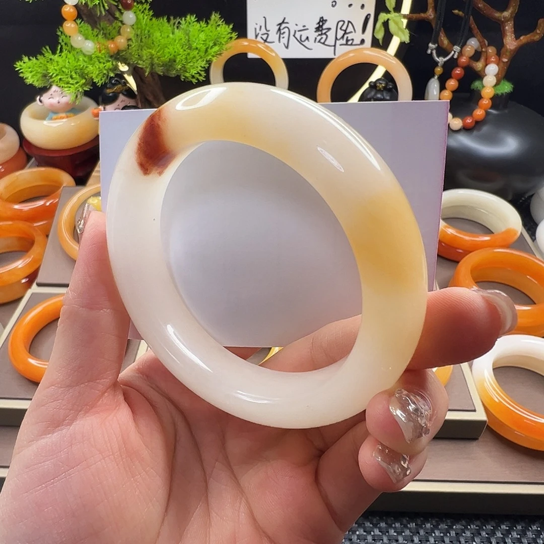 石英质玉（黄龙玉）未镶嵌手镯63