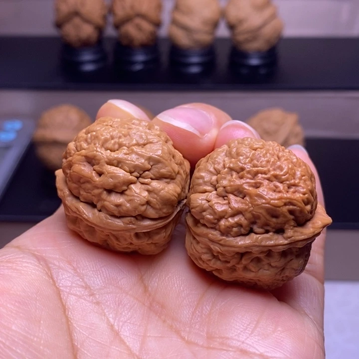 把件文玩核桃凤眼舍利51