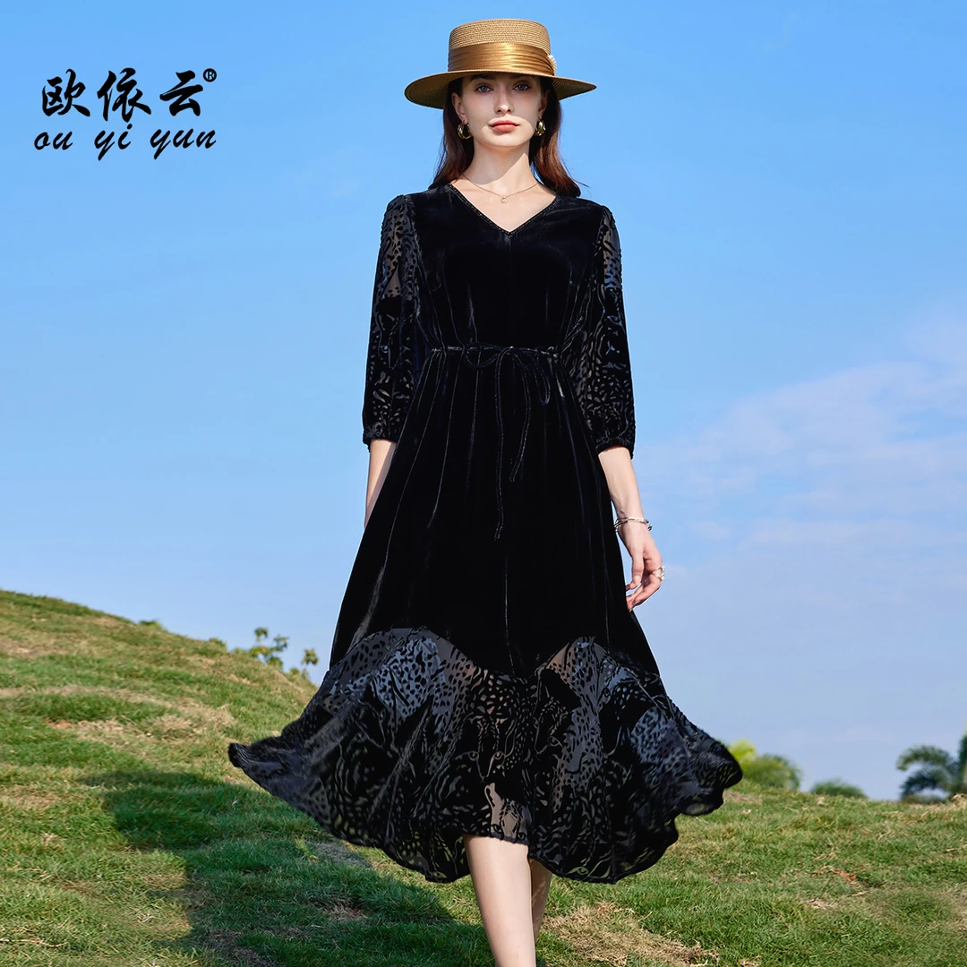 50133欧依云收腰修身大码连衣裙桑蚕丝长裙显瘦气质小黑裙春装