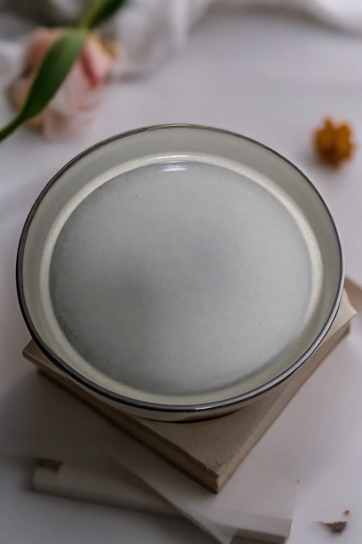 072默认微瑕白色深盘圆盘碟子菜盘陶瓷家用盘子8.5英寸21.59cm