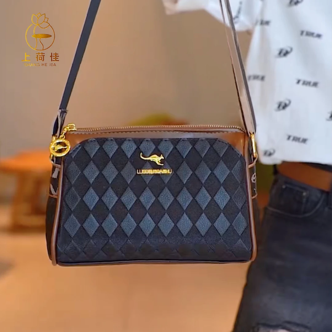 【当天发货】新款爆款通勤风防刮斜挎包包单肩包时尚百搭秋冬必备