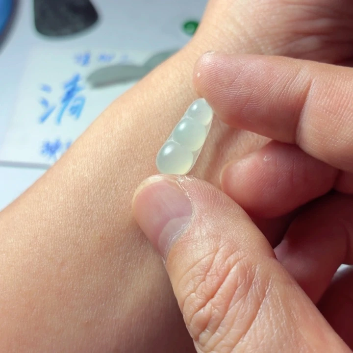 定制翡翠未镶嵌包工