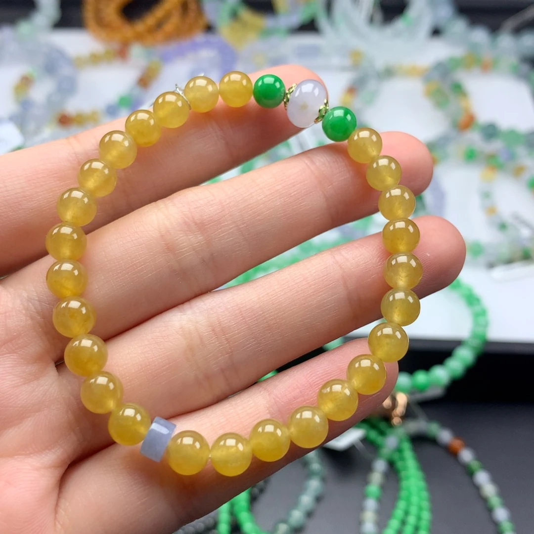 翡翠手镯未镶嵌卡