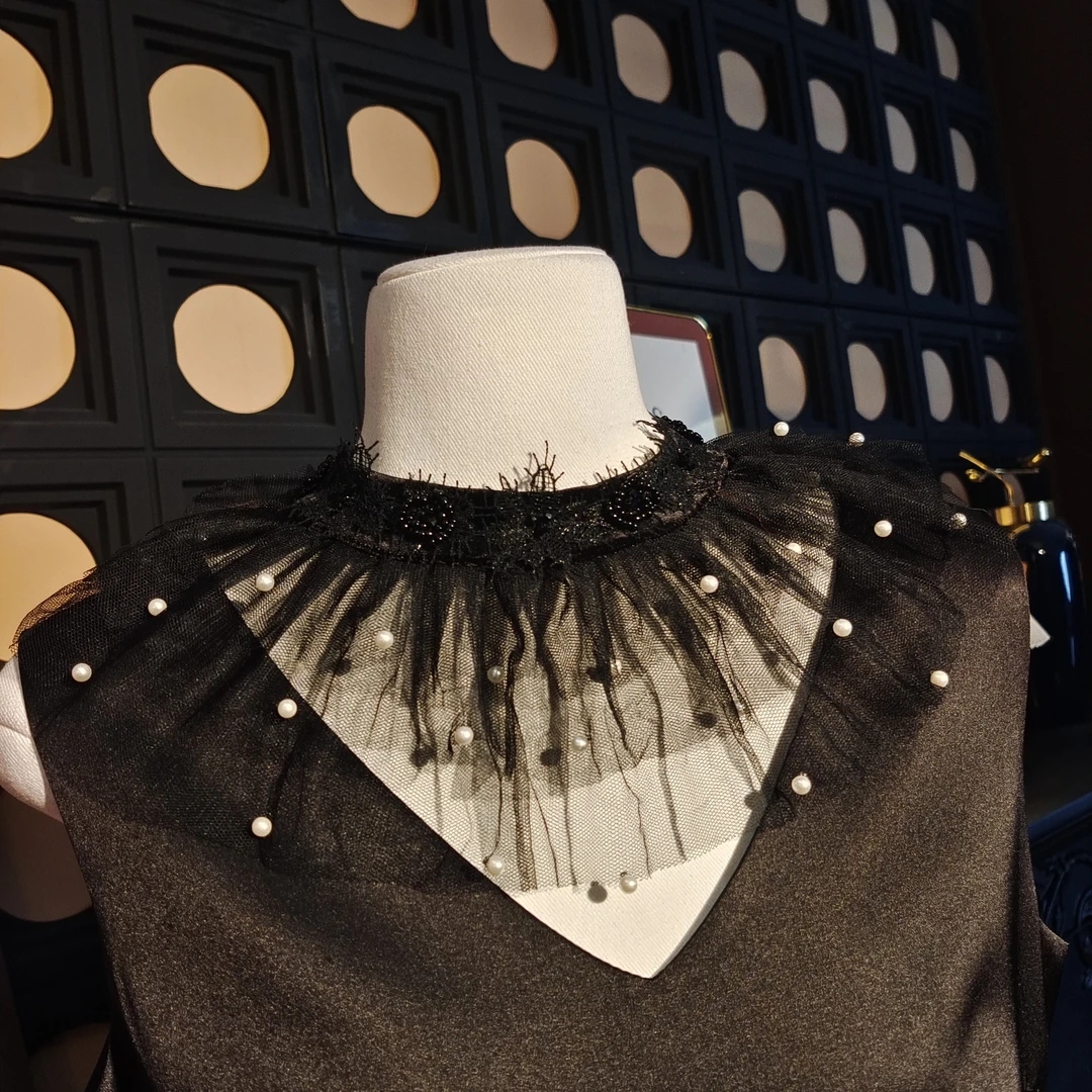 设计款仙气蕾丝珠珠花边假领子AZ458