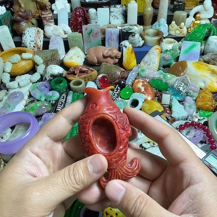 密胺瓷片实物如图