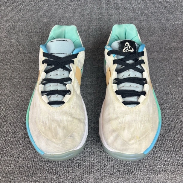 40.5码 cut. 2 篮球鞋