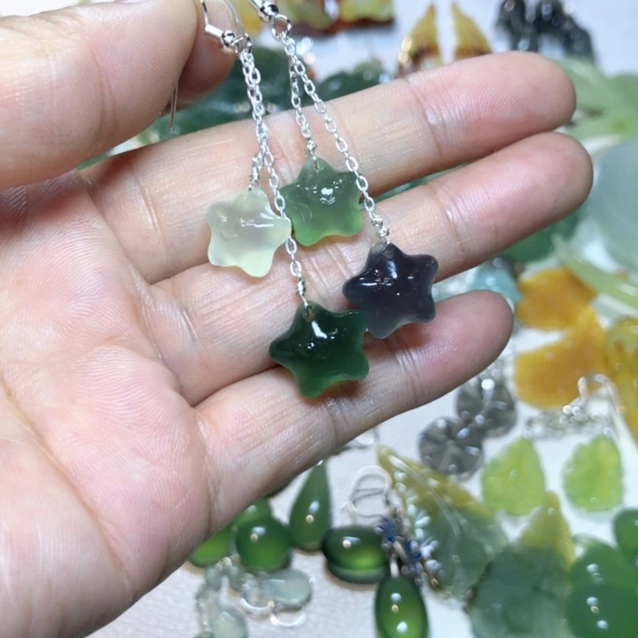 【闪购商品】蛇纹石玉挂件未镶嵌平****忧