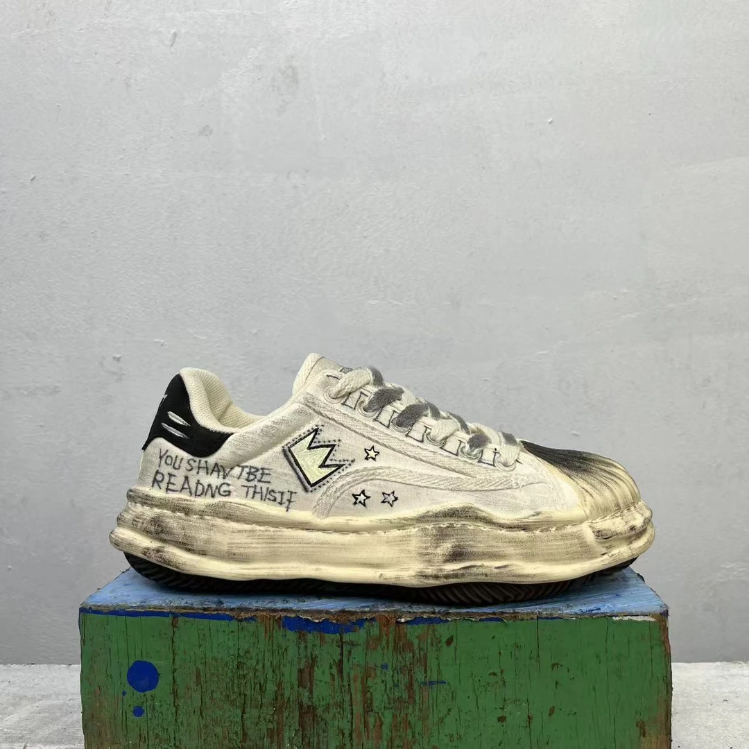 MUWEILIU/木卫六原创复古溶解贝壳头皇冠星星厚底帆布鞋M044