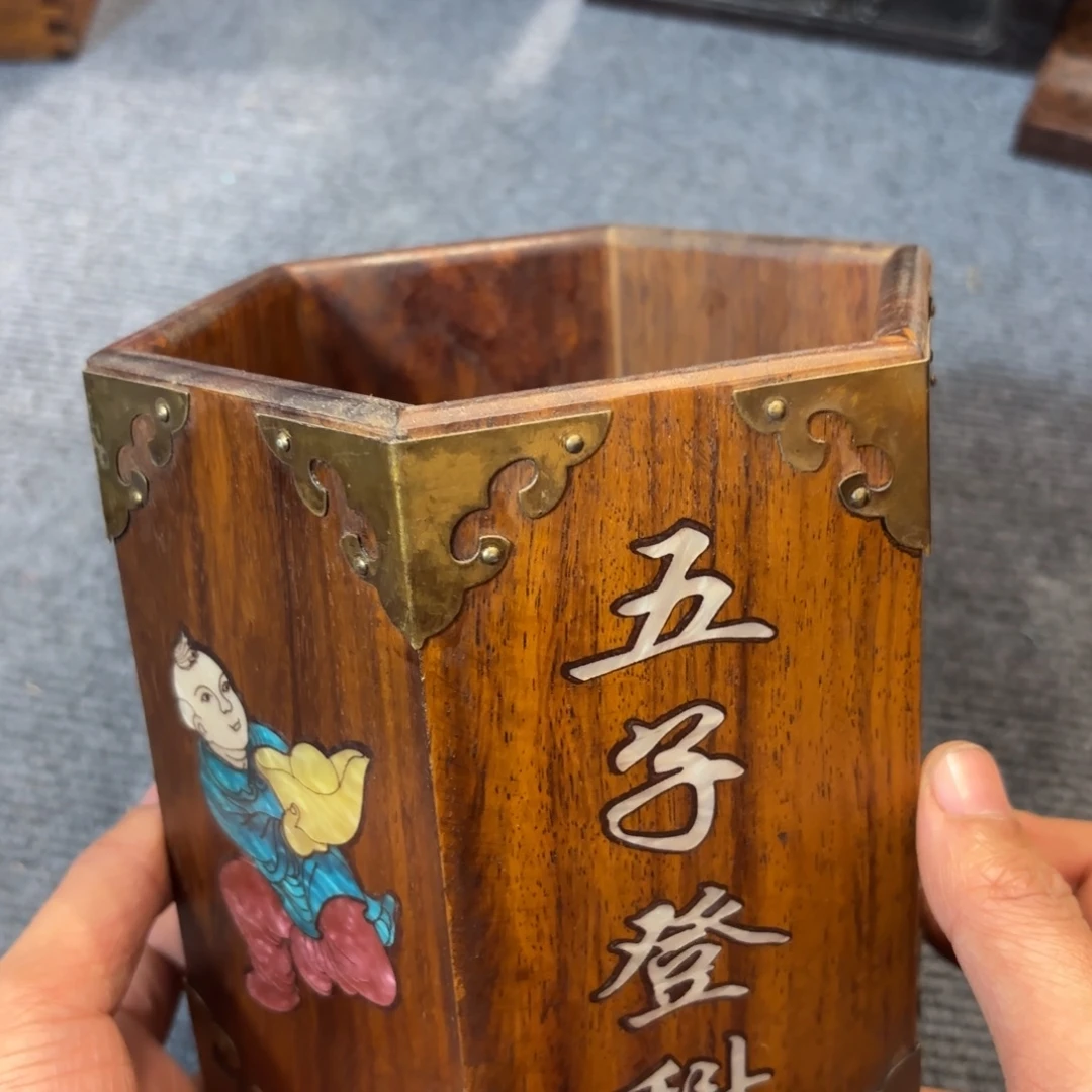 木缅甸花梨六角笔筒