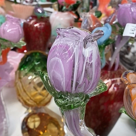 琉璃花瓶高45厘米宽6厘米