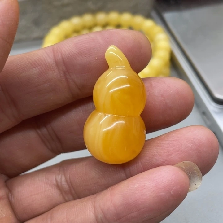 琥珀未镶嵌裸石葫芦