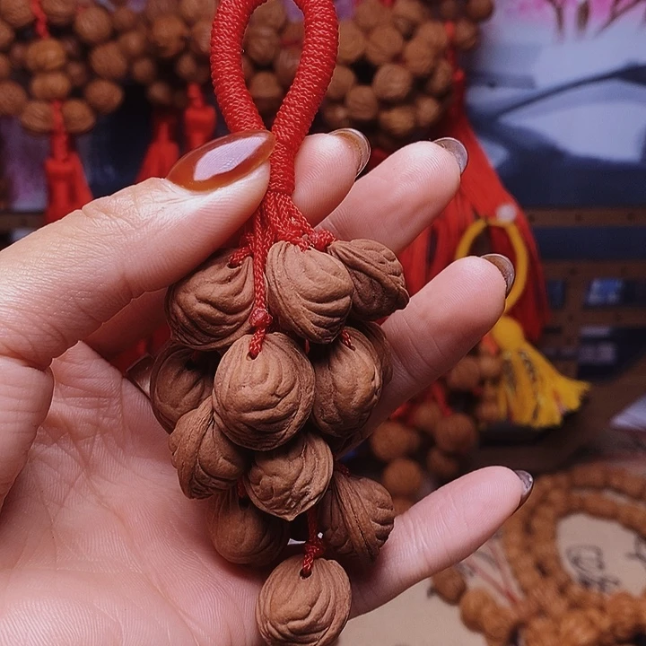 桃核吊坠龙纹桃枭