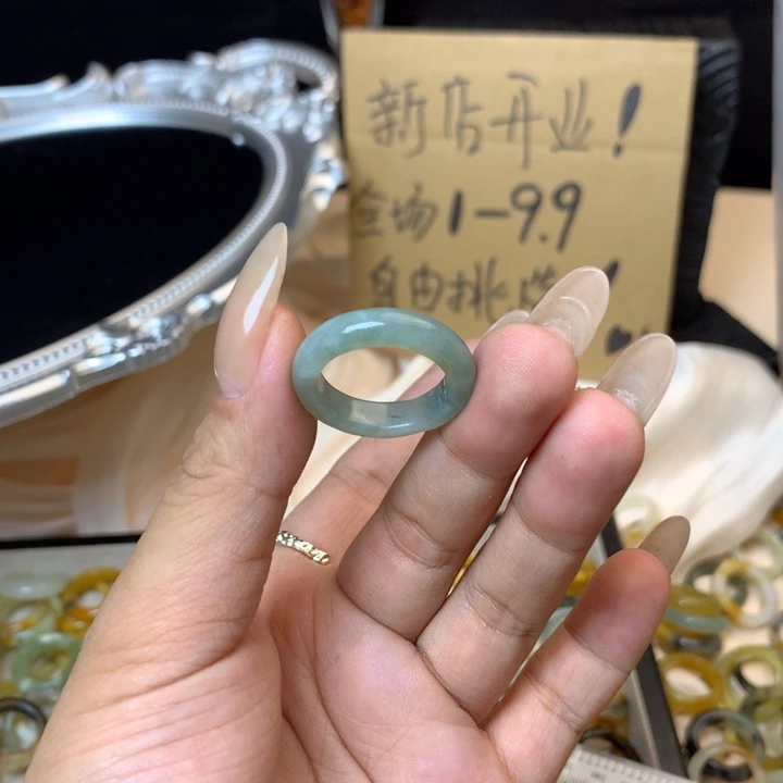 运***酱合金蛇纹石玉戒指
