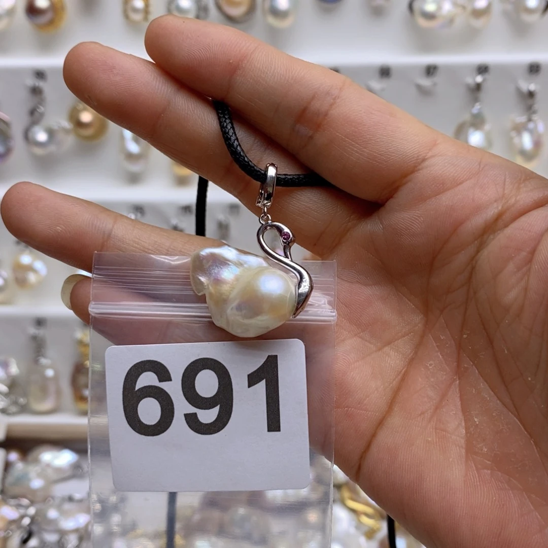 淡水珍珠颈饰银S925镶嵌691