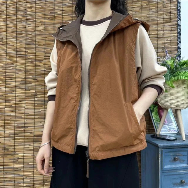 2025年春秋季新款两面穿坎肩马甲宽松韩版显瘦大码连帽马夹外套女