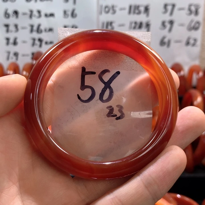 玛瑙/玉髓手镯未镶嵌