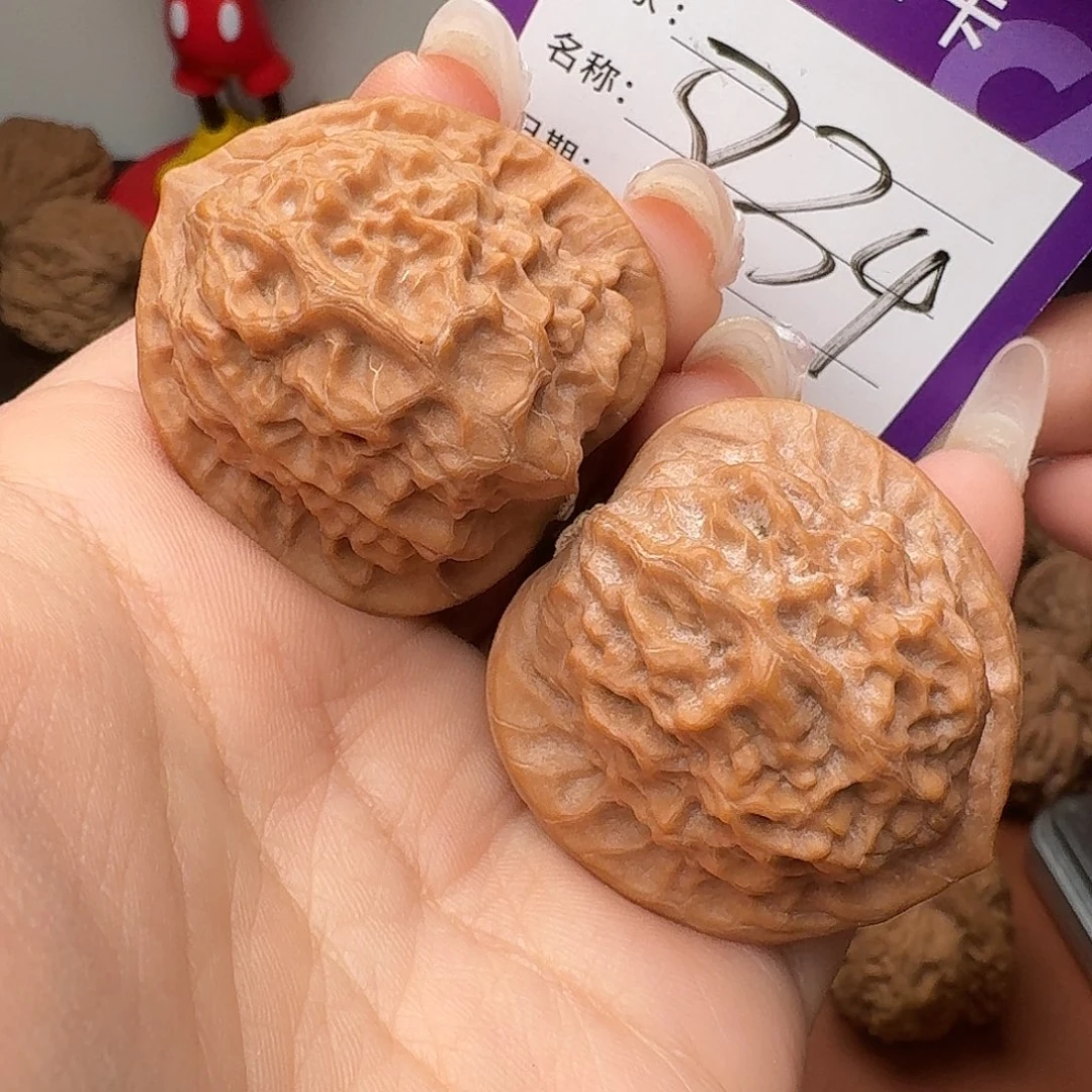 吊坠文玩核桃瓷娃娃38