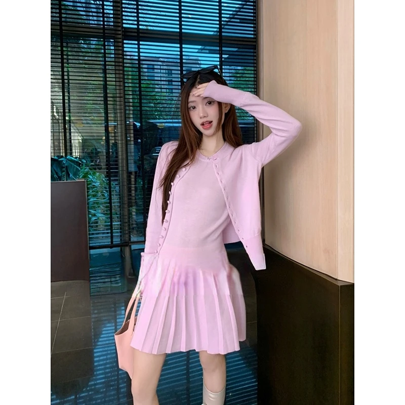 春秋新款显瘦套装圆领针织开衫女春秋甜美减龄内搭背心裙两件套