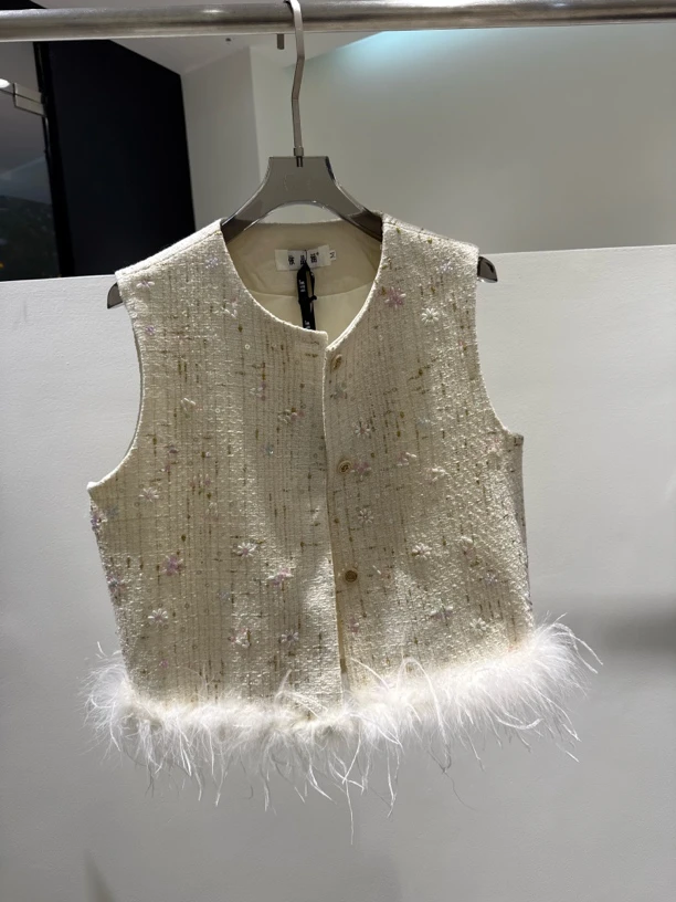 EM女装——82282款重工艺马甲