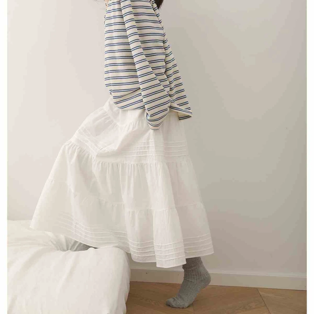 2025新款松紧腰中长款白色半身裙女百搭文艺裙子日系小个子休闲裙