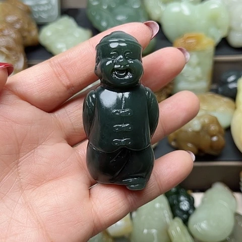 颈饰未镶嵌和田玉