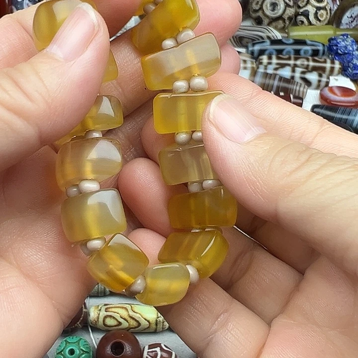 玛瑙/玉髓合金颈饰