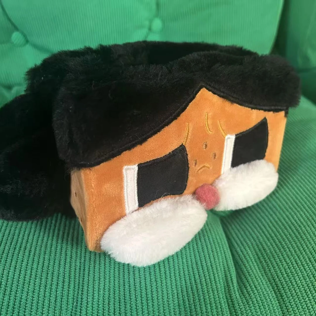 委屈女孩哭娃抽纸盒