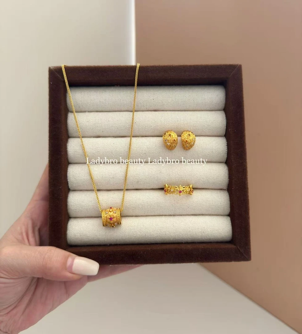 铜合金亚克力项链 古法拉丝点钻繁花路路通项链三件套小蛮腰气质