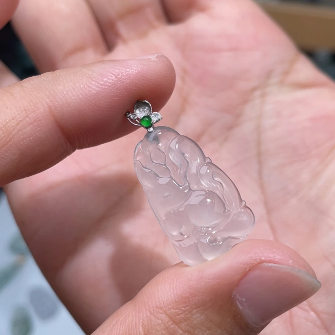 翡翠未镶嵌颈饰高冰九尾