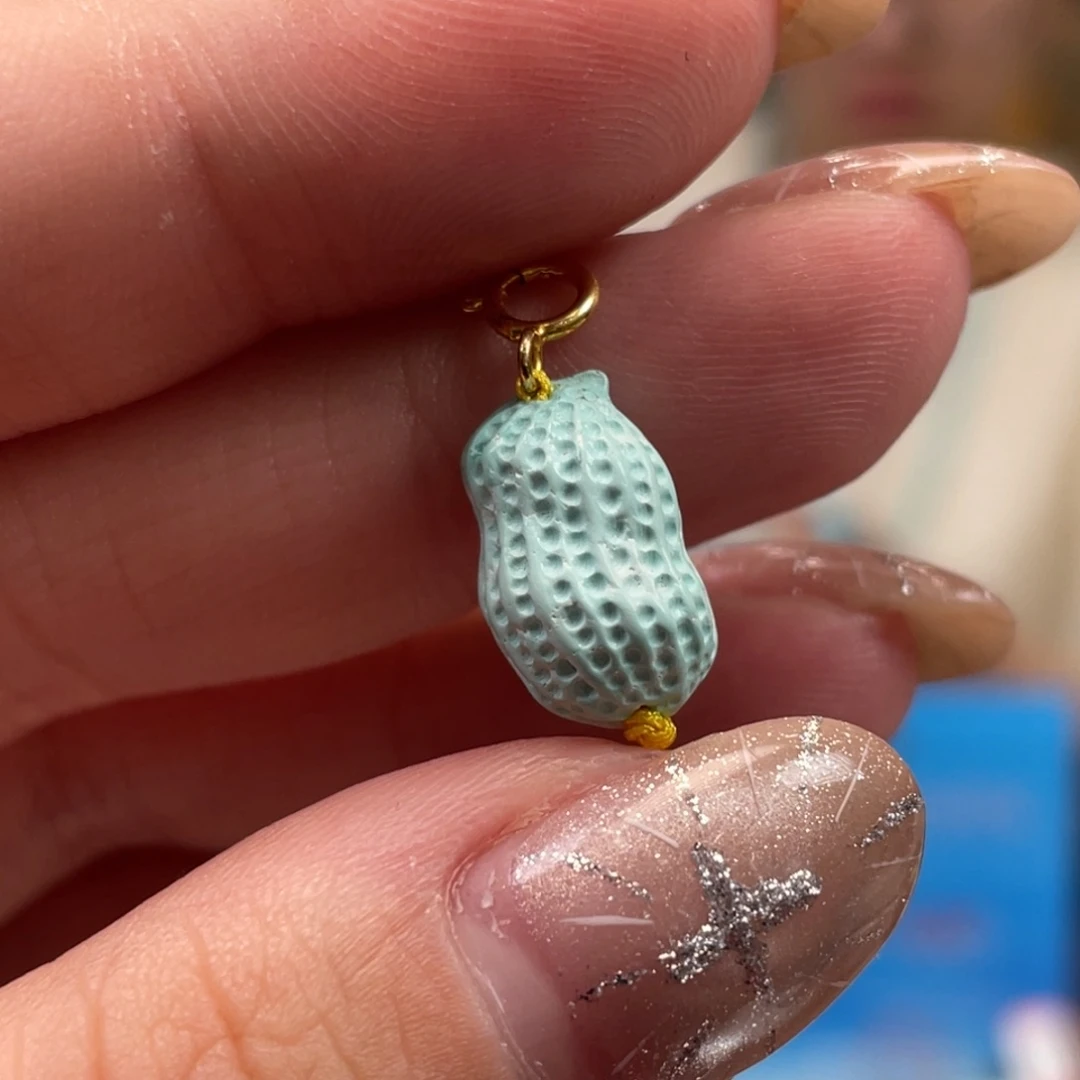 绿松石未镶嵌挂件