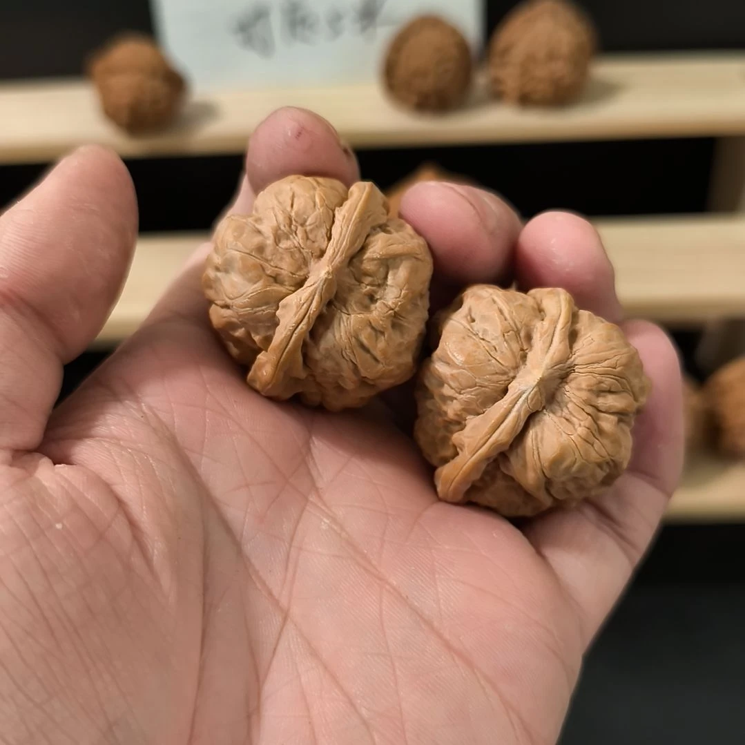 文玩核桃吊坠蛤莫一帆风顺