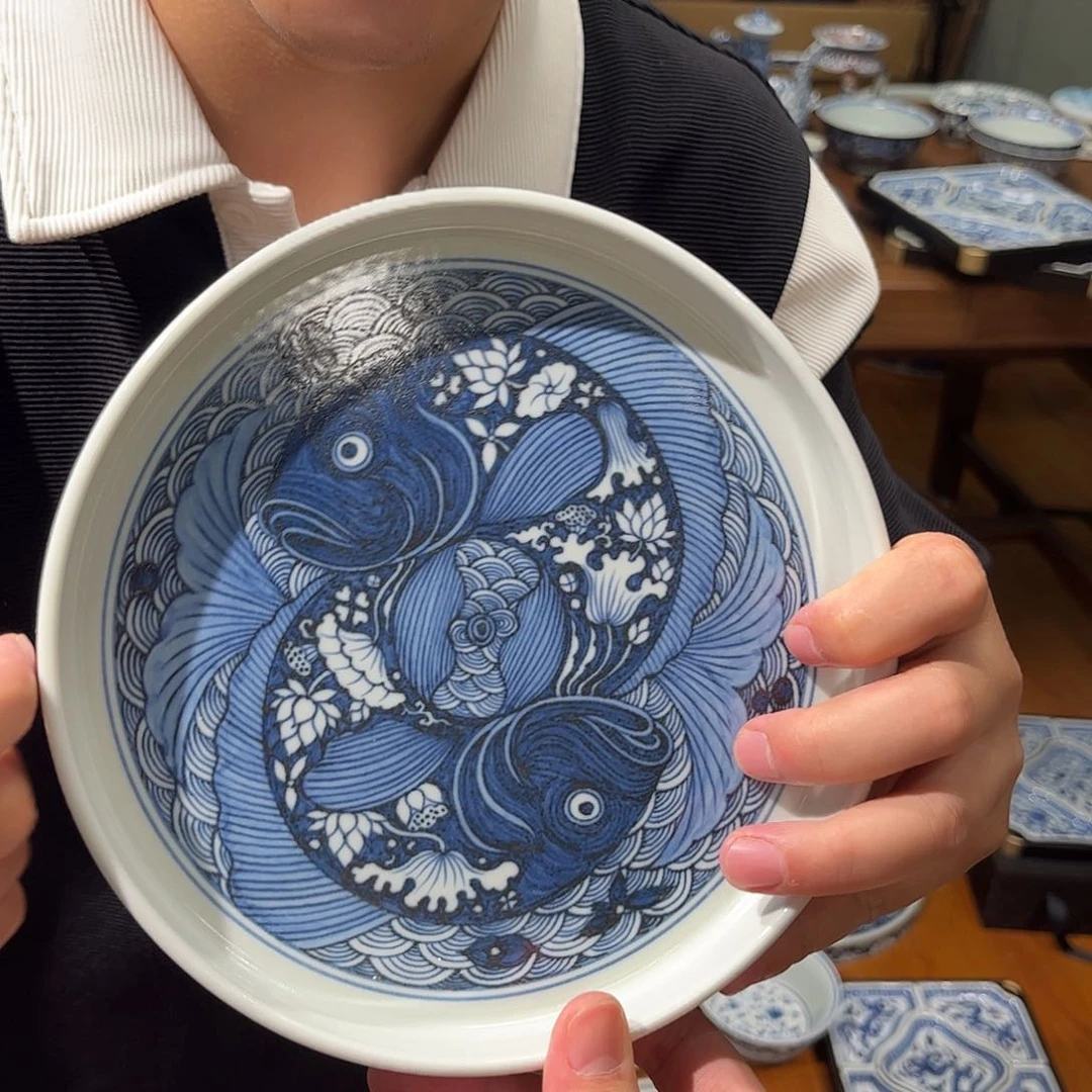 瓷片团鱼壶承盘子手绘