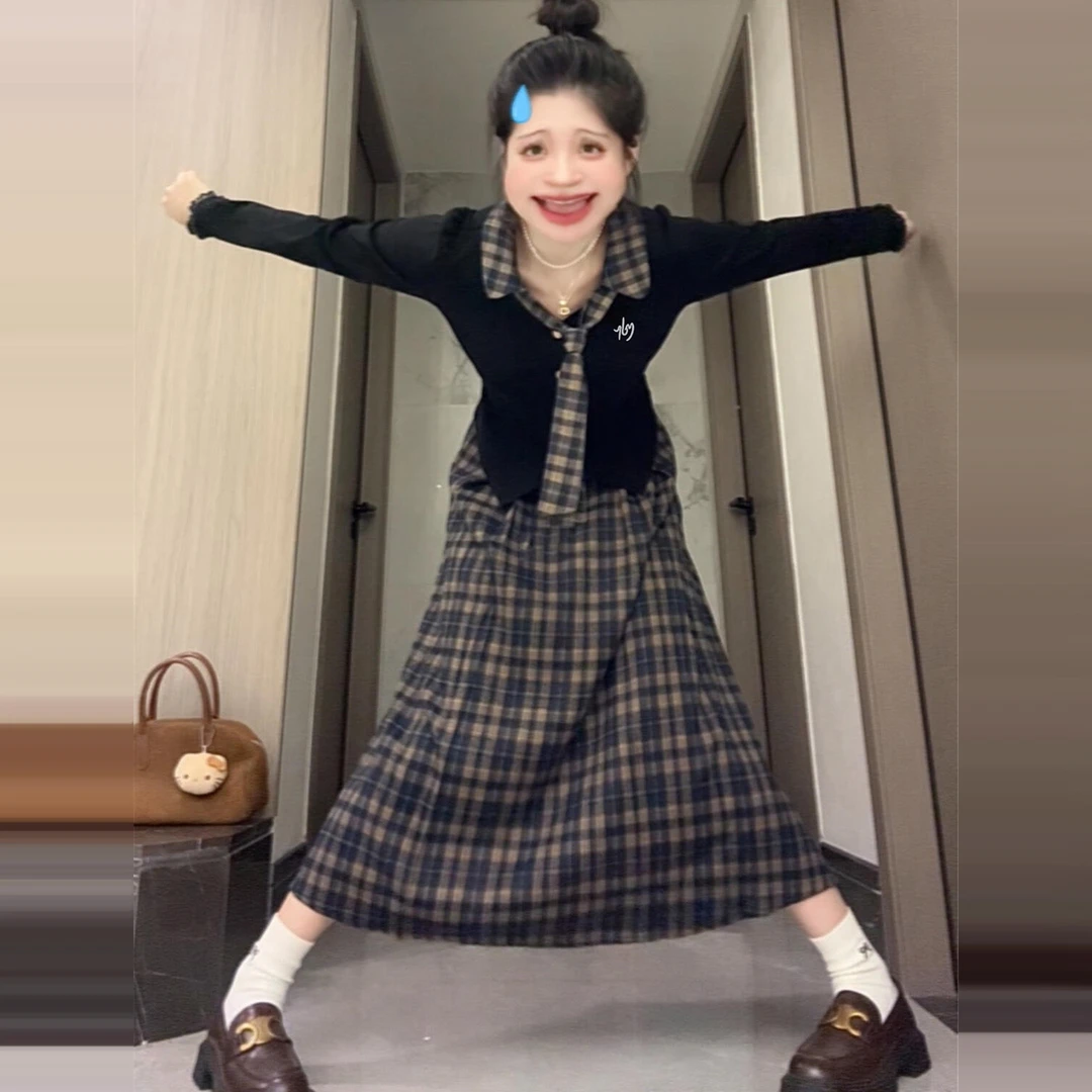 韩系学院风黑色格纹连衣裙子女2025新款早秋季法式垂褶修小黑裙子