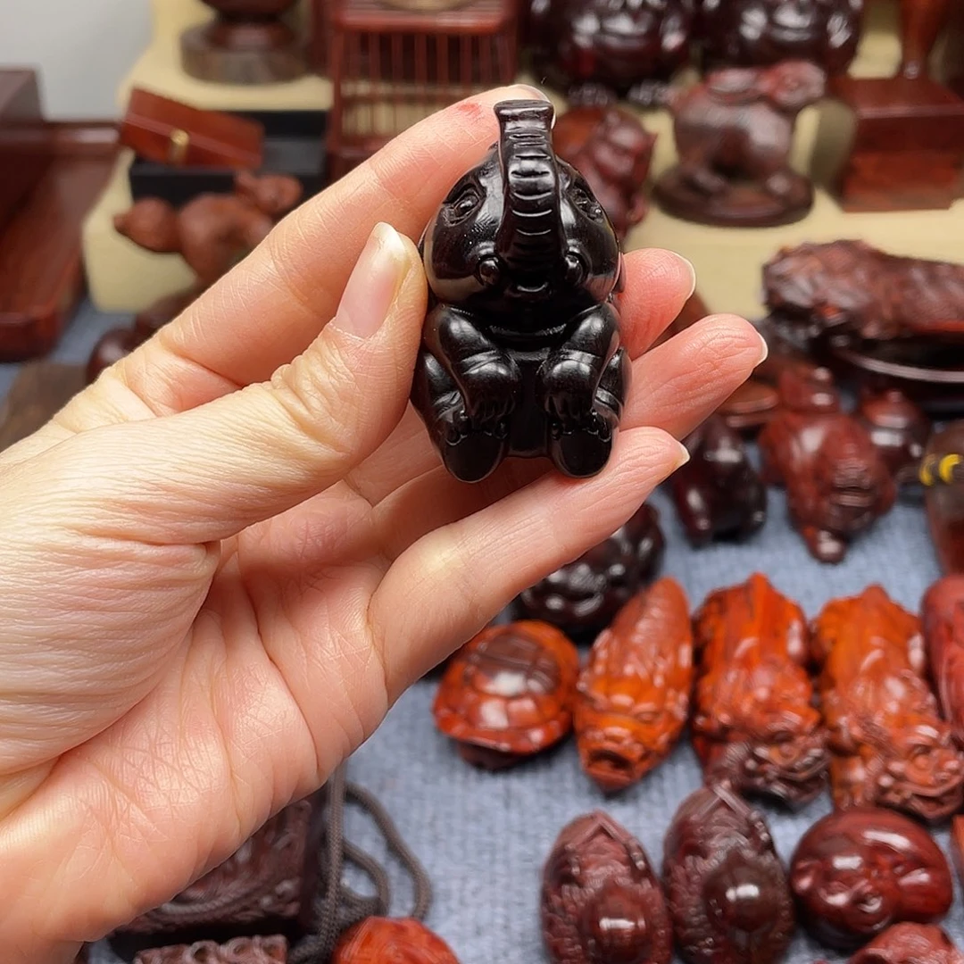 檀香紫檀（小叶紫檀）我***乐小象