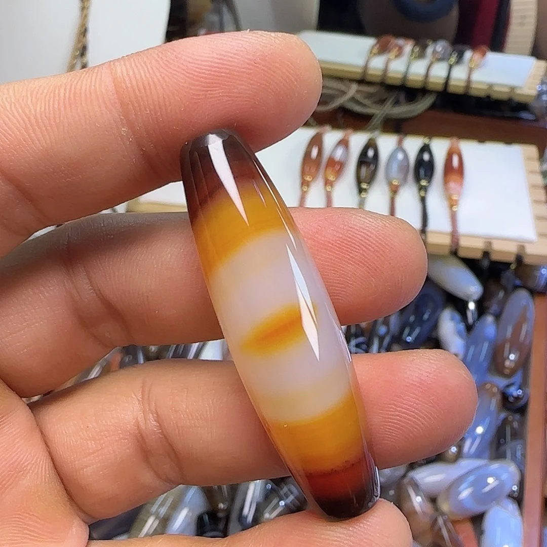 玛瑙/玉髓颈饰未镶嵌
