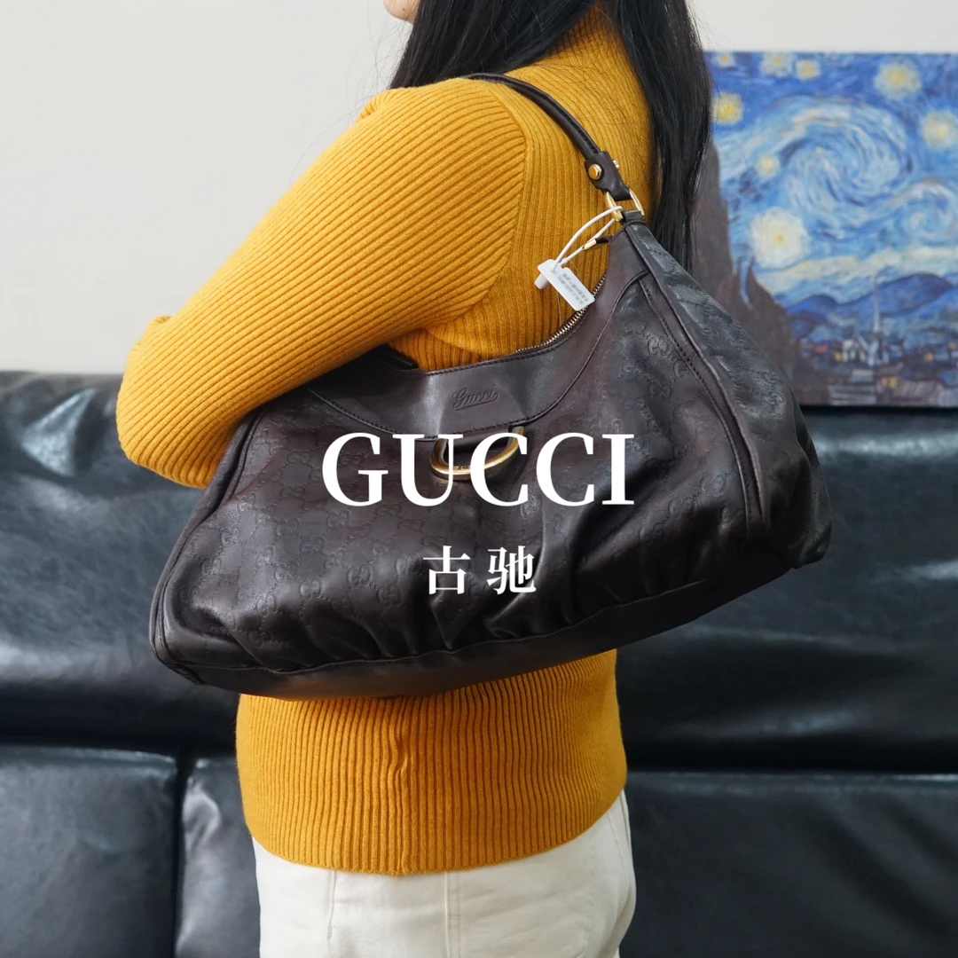 95新 GUCCI/古驰 压纹单肩包/XB12521066/1066