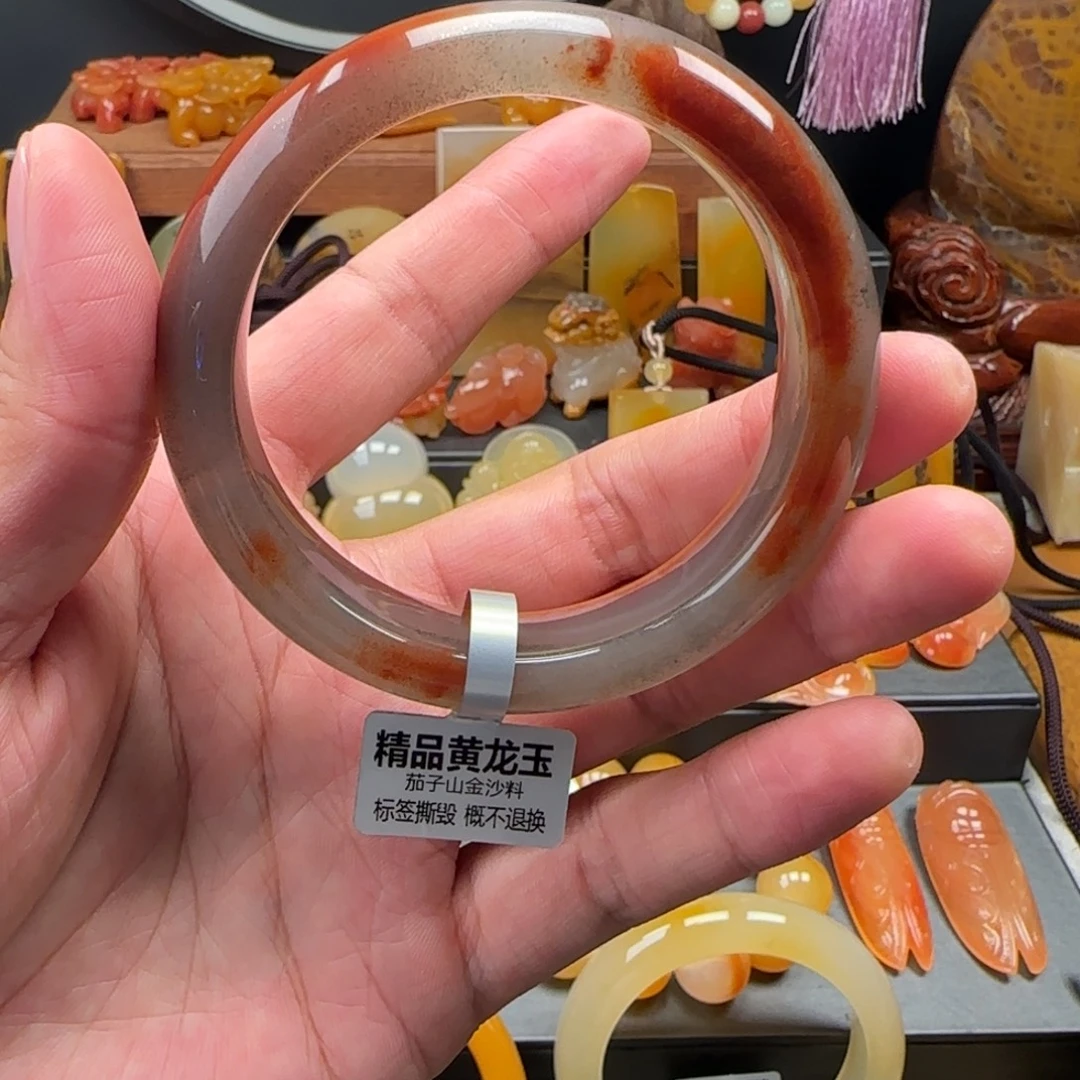 任***痛石英质玉(黄龙玉)未镶嵌手镯圈口58.5