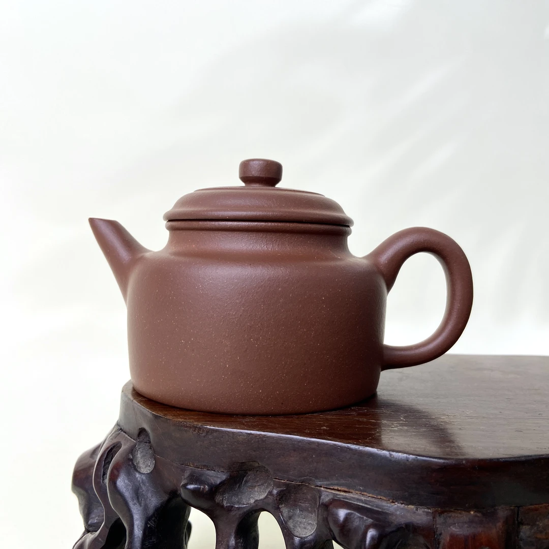 宜兴手工紫砂陶 （吴春香）茶壶GS4252-14