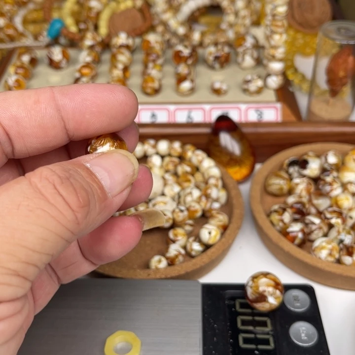 琥珀裸石未镶嵌*️****100号