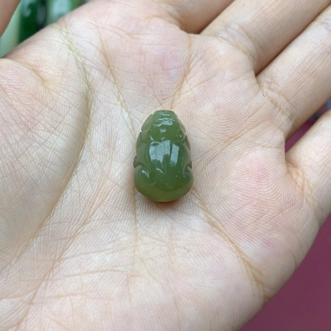 和田玉吊坠(不含链)未镶嵌三*