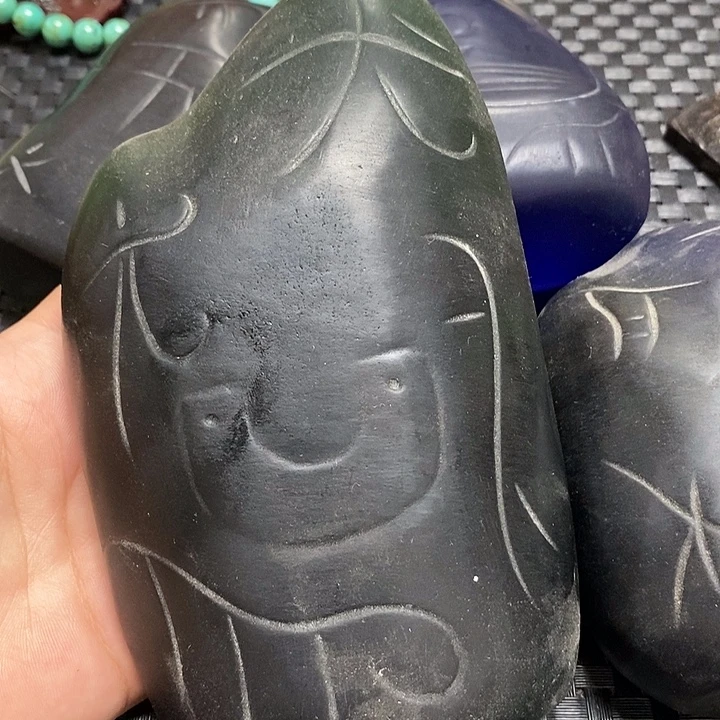 宇***晨龙脊菩提吊坠一个