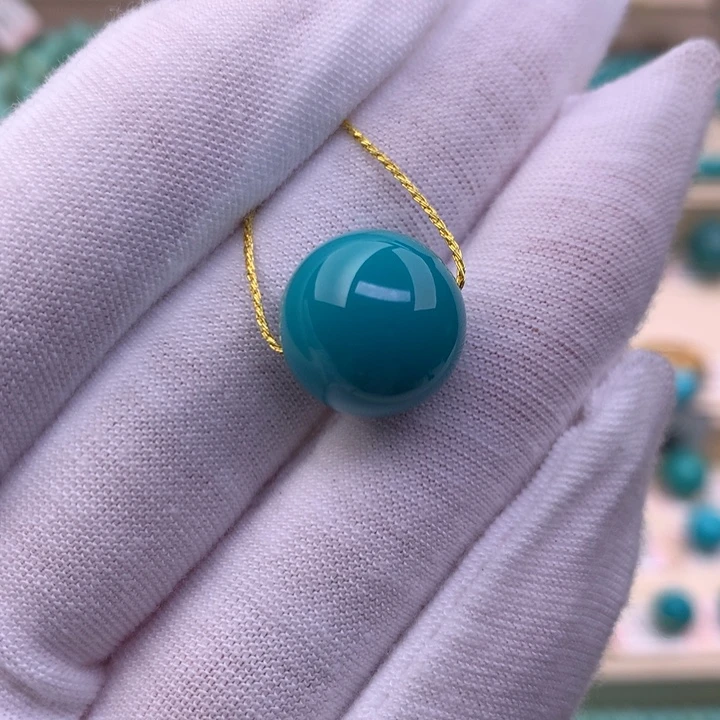 绿松石未镶嵌珠宝奇石13.7