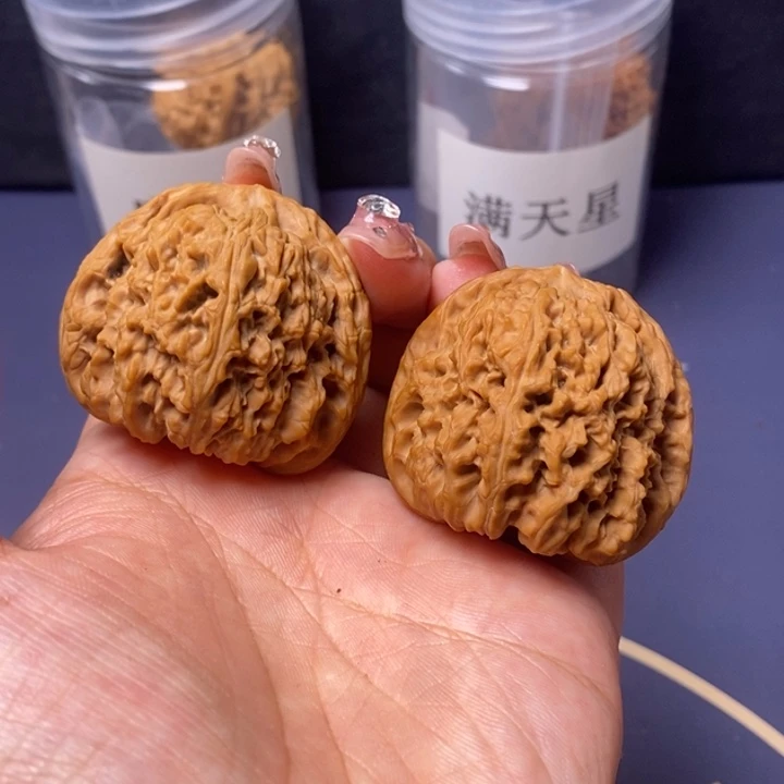 文玩核桃把件42球疆