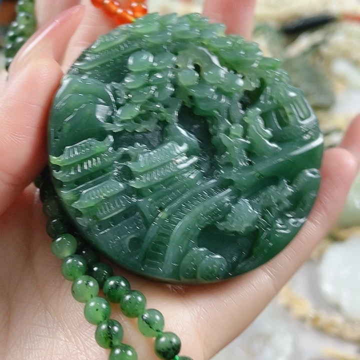 和田玉未镶嵌颈饰