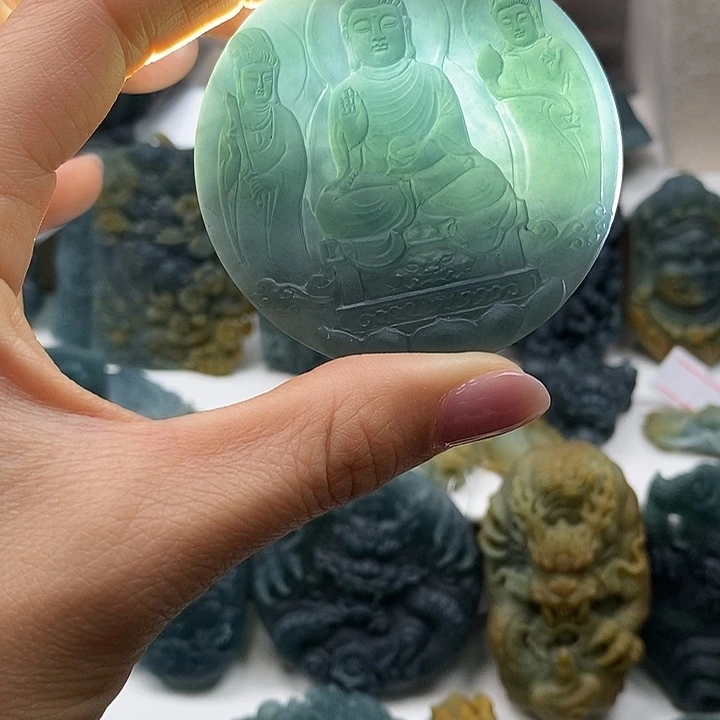 定制翡翠未镶嵌翡翠