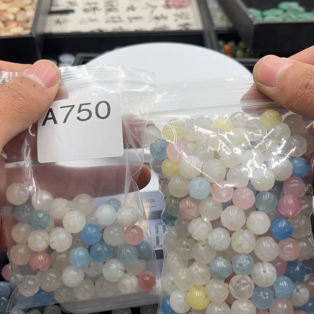 珉***玛瑙/玉髓合金颈饰