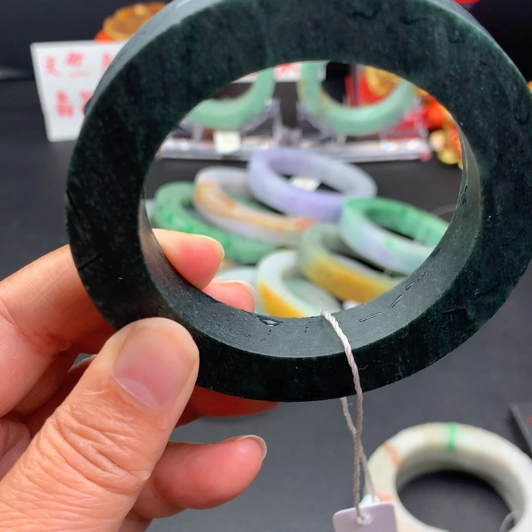 定制翡翠手镯未镶嵌