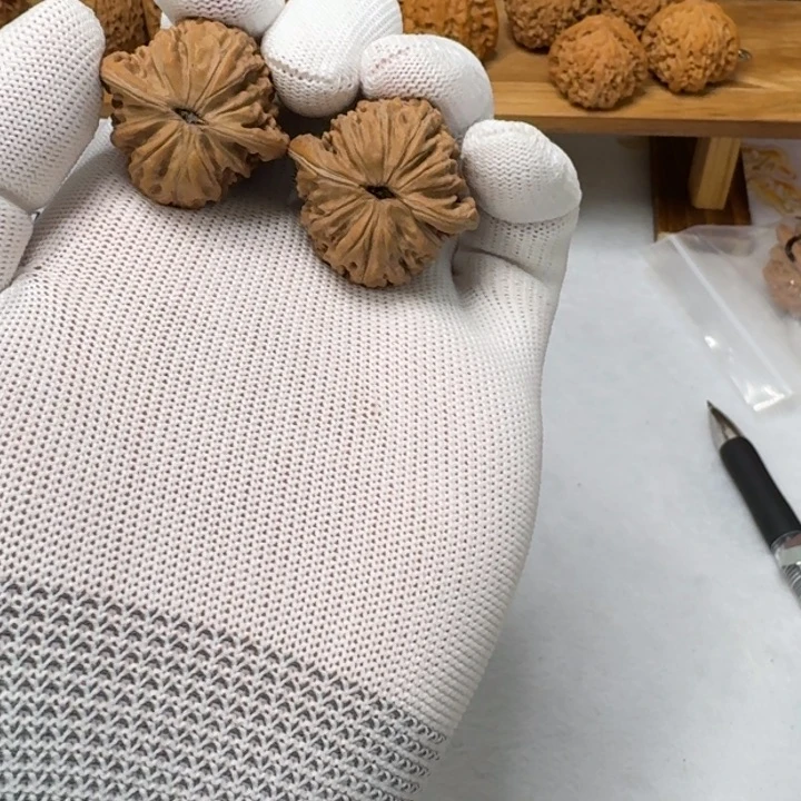 34全品无修汉高手捻