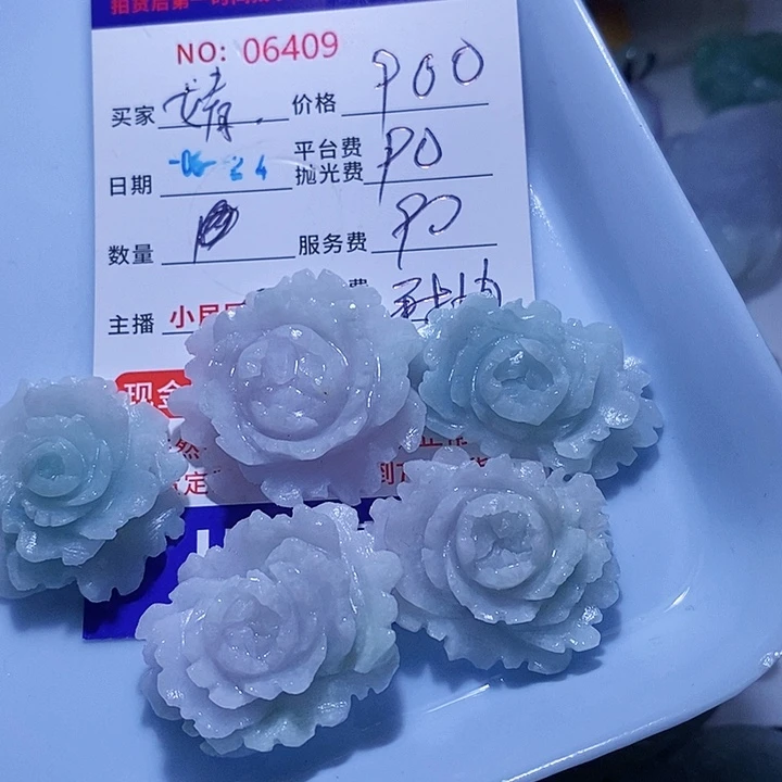 婧***。定制翡翠未镶嵌天光墟翡翠市场现金代购