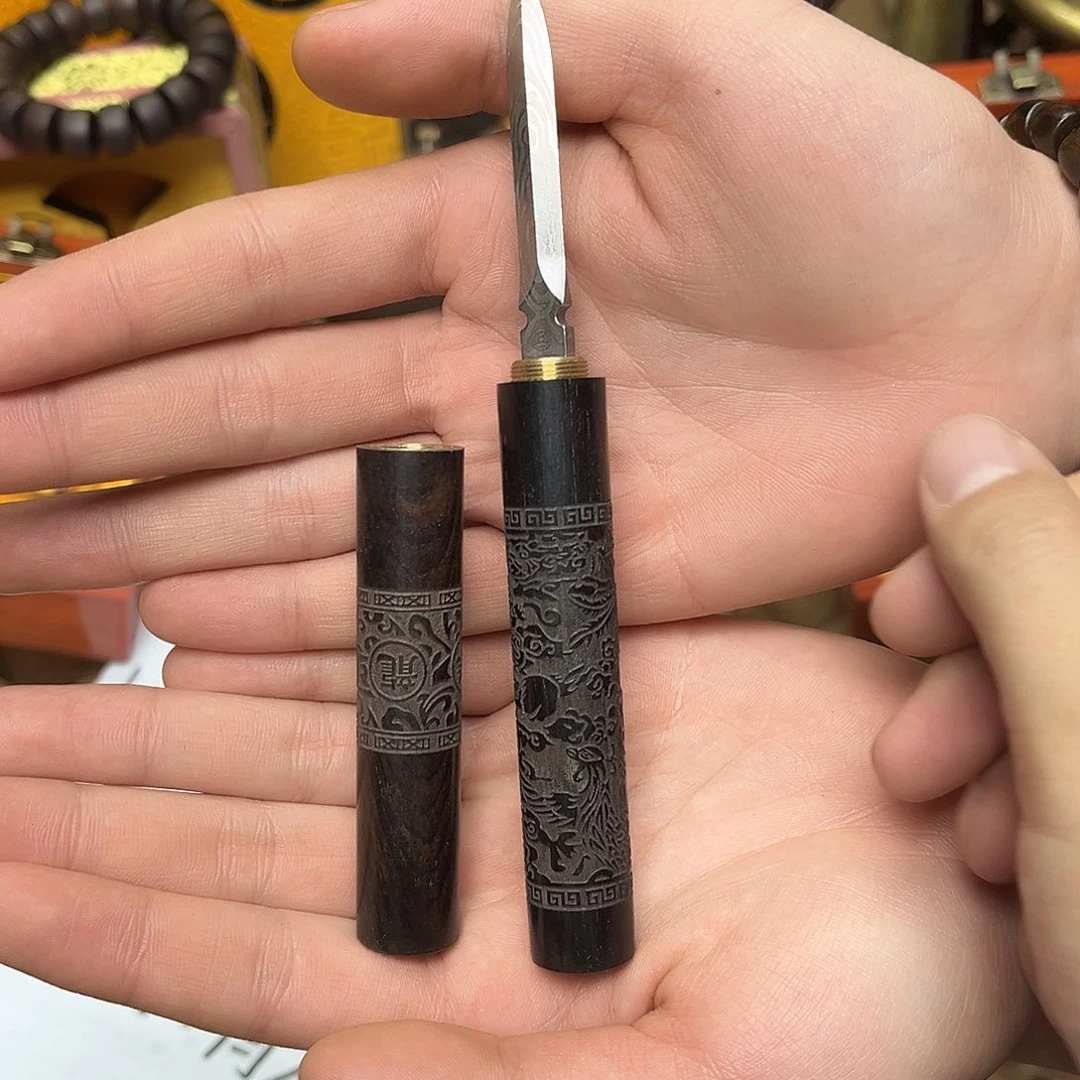 大叶紫檀（黑酸枝木类）